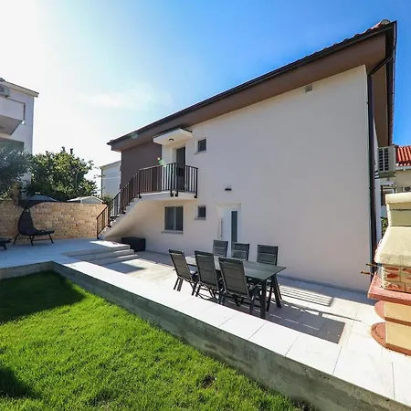 Apartamento Diklo *