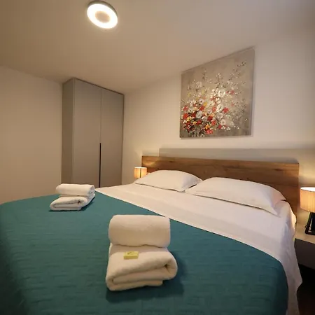 Appartamento Diklo Zara