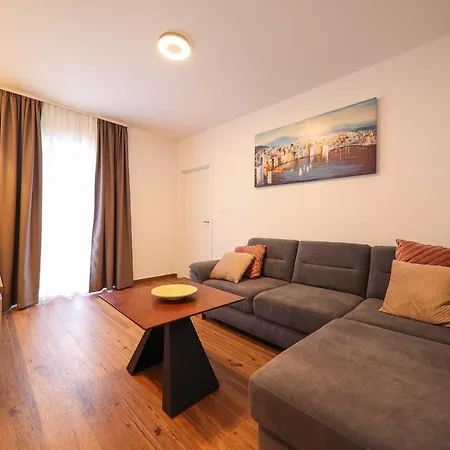 Diklo Appartement Zadar