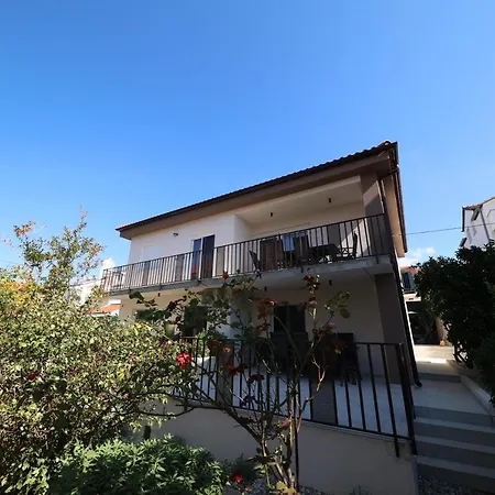 Diklo Apartment *